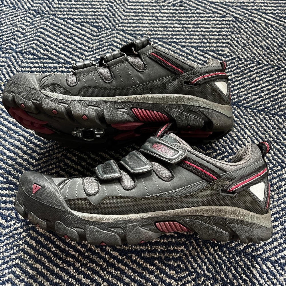 Keen Cycling Shoes Women’s 7.5